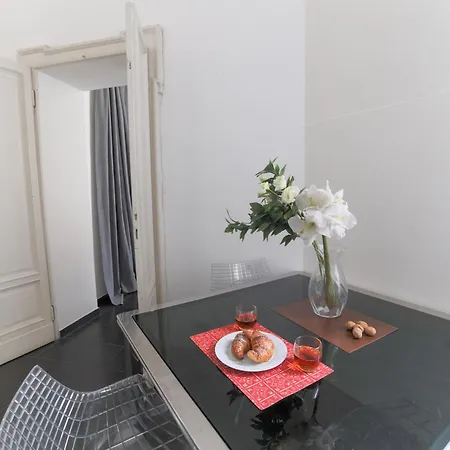 شقة Central Flat - Boccaccio 7 *